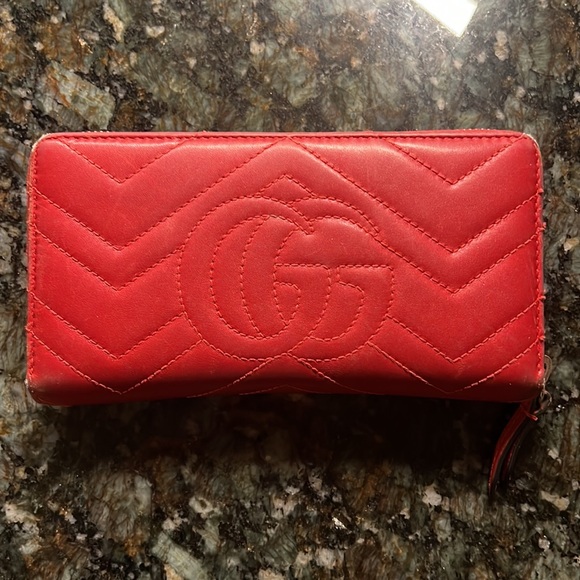 100% AUTHENTIC GG Marmont Zip Around Wallet Matellase Leather Wallet - Picture 3 of 4